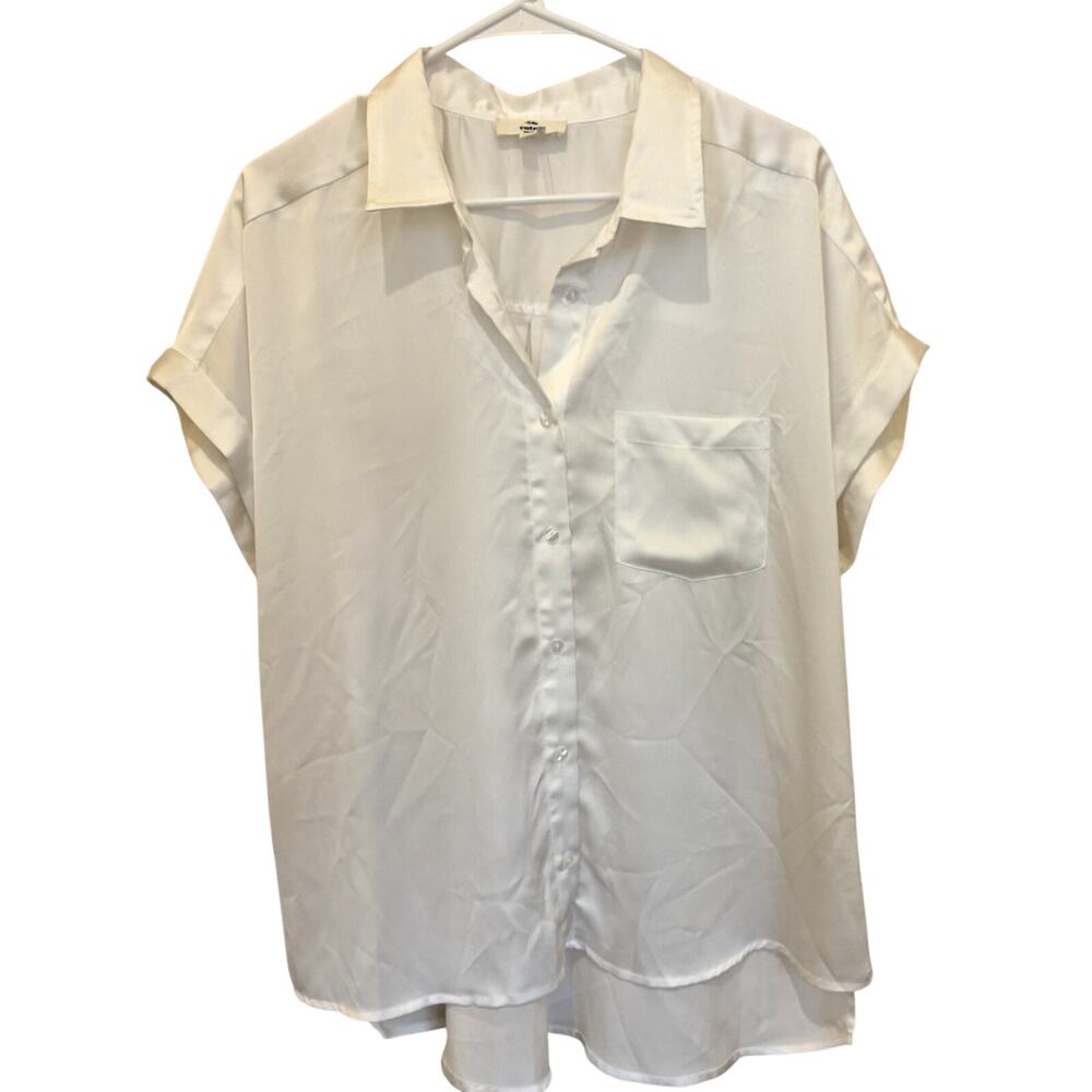 Entro White Satin Blouse Large Button Front Shirt Short Sleeves